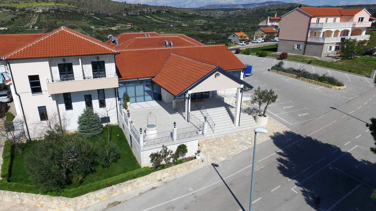 B&B Ave Maria Vrpolje Dış mekan fotoğraf