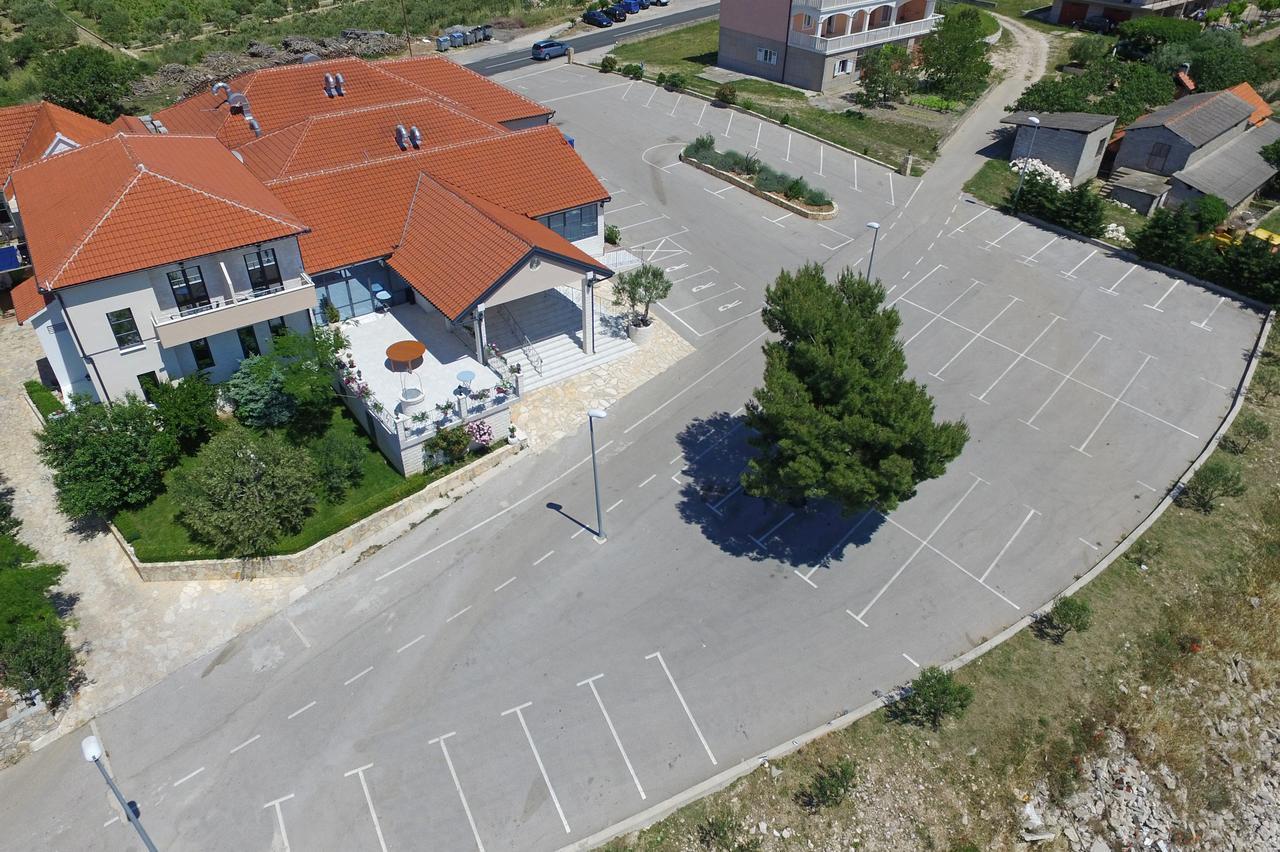 B&B Ave Maria Vrpolje Dış mekan fotoğraf